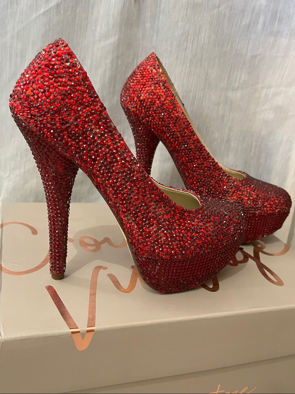 Size 5.5 Red Shasa heels.